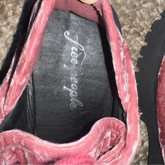 Free People Convertible Velvet Oxfords - Picture 3 of 11